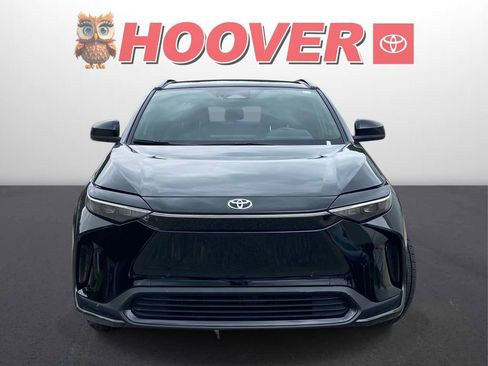 Used 2024 Toyota bZ4X FWD image 5