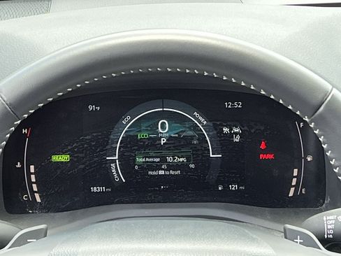 Used 2026 Toyota Camry SE FWD image 13