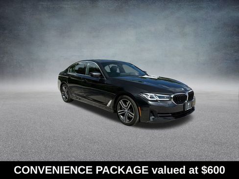 Used 2022 BMW 530i xDrive w/ Convenience Package AWD/4WD image 2