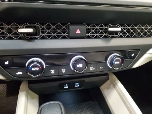 Certified 2024 Honda Accord EX image 30