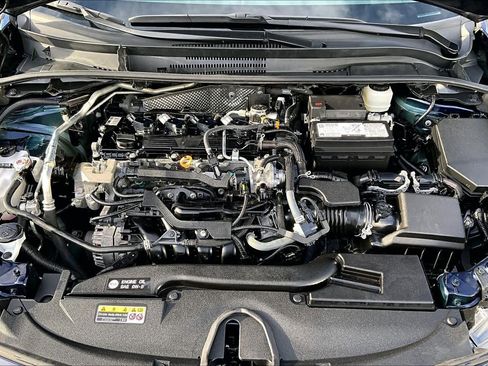 Used 2024 Toyota Corolla LE image 32