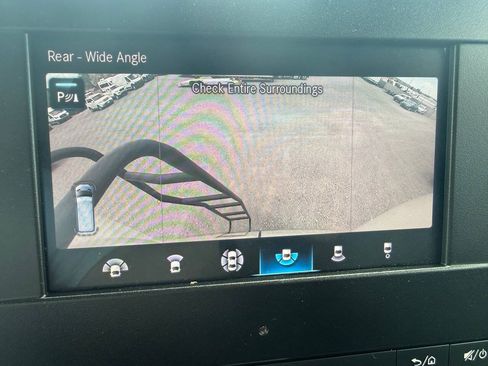 Used 2023 Mercedes-Benz Sprinter 2500 image 59