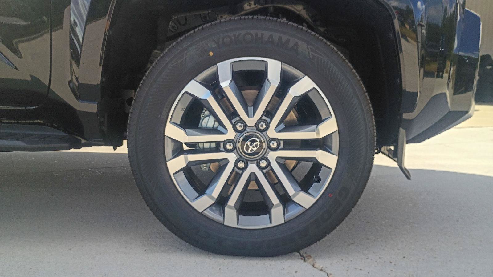 New 2026 Toyota 4Runner Limited AWD/4WD image 22