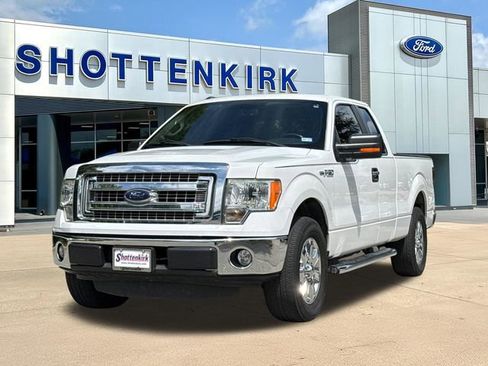 Used 2014 Ford F150 XLT w/ Equipment Group 302A Luxury RWD image 3