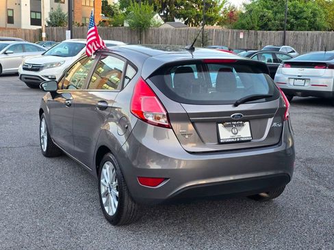 Used 2014 Ford Fiesta SE w/ Equipment Group 201A FWD image 7