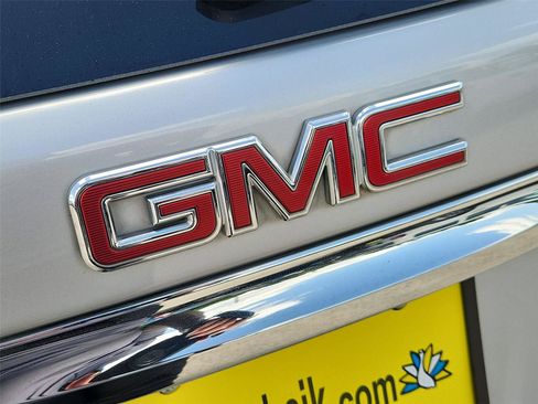 Used 2019 GMC Terrain SLE w/ Driver Convenience Package FWD image 29