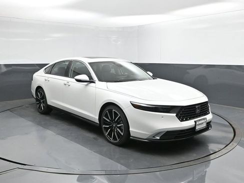 New 2026 Honda Accord Touring image 26