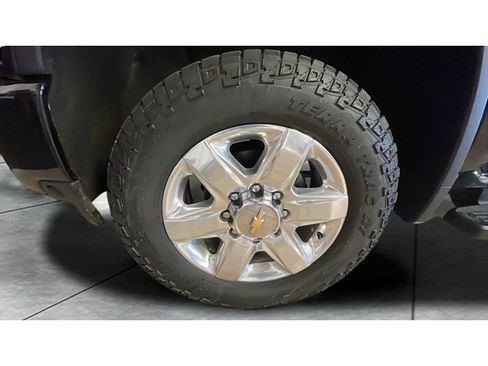 Used 2023 Chevrolet Silverado 2500 LTZ w/ Z71 Chrome Sport Edition AWD/4WD image 3