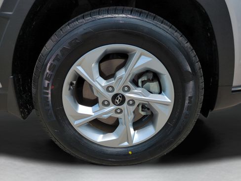 Certified 2023 Hyundai Tucson SEL AWD/4WD image 10