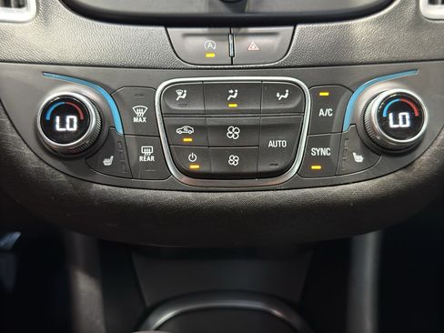 Used 2024 Chevrolet Malibu LT FWD image 25