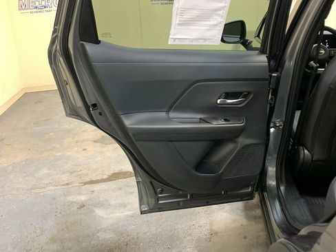 Used 2025 Nissan Kicks SV w/ SV Premium Package image 20