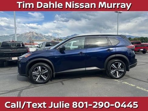 Used 2025 Nissan Rogue SL w/ SL Premium Package AWD/4WD image 7