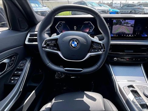 Used 2025 BMW 330i xDrive Sedan AWD/4WD image 7