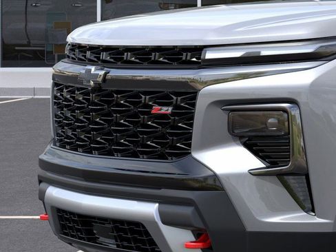 New 2026 Chevrolet Traverse Z71 w/ Driver Confidence Package image 13