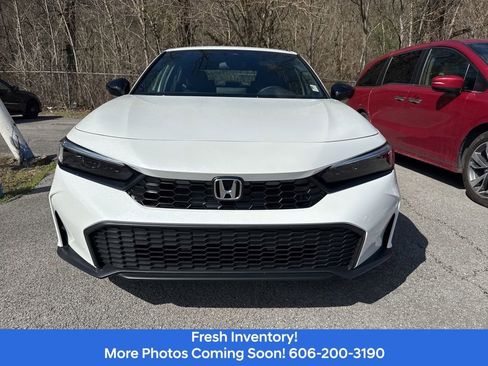 Used 2025 Honda Civic Sport image 2