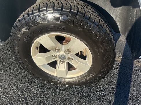 Used 2019 RAM 1500 Tradesman w/ Chrome Plus Package RWD image 6