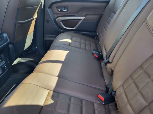 Used 2023 Nissan Titan Platinum Reserve w/ Moonroof Package AWD/4WD image 27