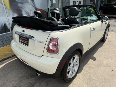 Used 2013 MINI Cooper Convertible image 7