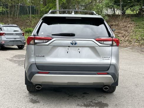 Used 2023 Toyota RAV4 Limited AWD/4WD image 4