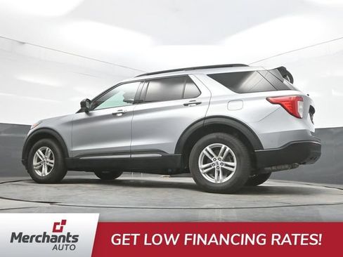 Used 2022 Ford Explorer XLT AWD/4WD image 36