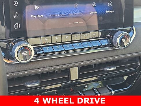 Used 2023 Chevrolet Colorado LT w/ LT Convenience Package II image 21