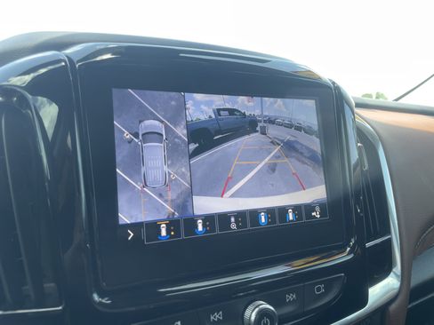 Used 2020 Chevrolet Traverse High Country FWD image 25