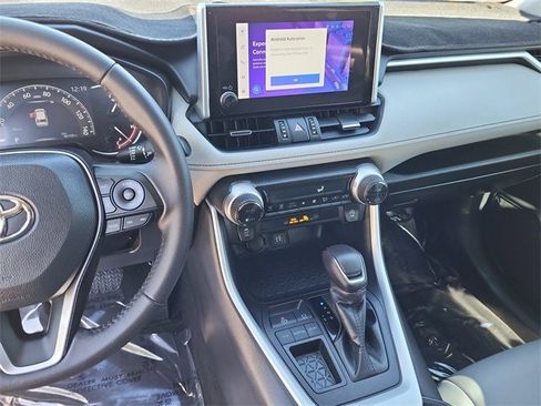 Used 2023 Toyota RAV4 XLE Premium image 14