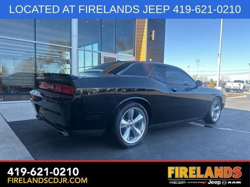 Used 2014 Dodge Challenger R/T image 13