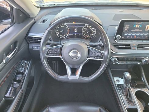 Used 2023 Nissan Altima 2.5 SR image 11