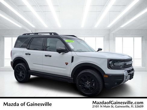 Used 2025 Ford Bronco Sport Badlands AWD/4WD image 1