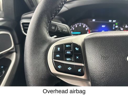 Used 2024 Ford Explorer XLT w/ Equipment Group 202A AWD/4WD image 39
