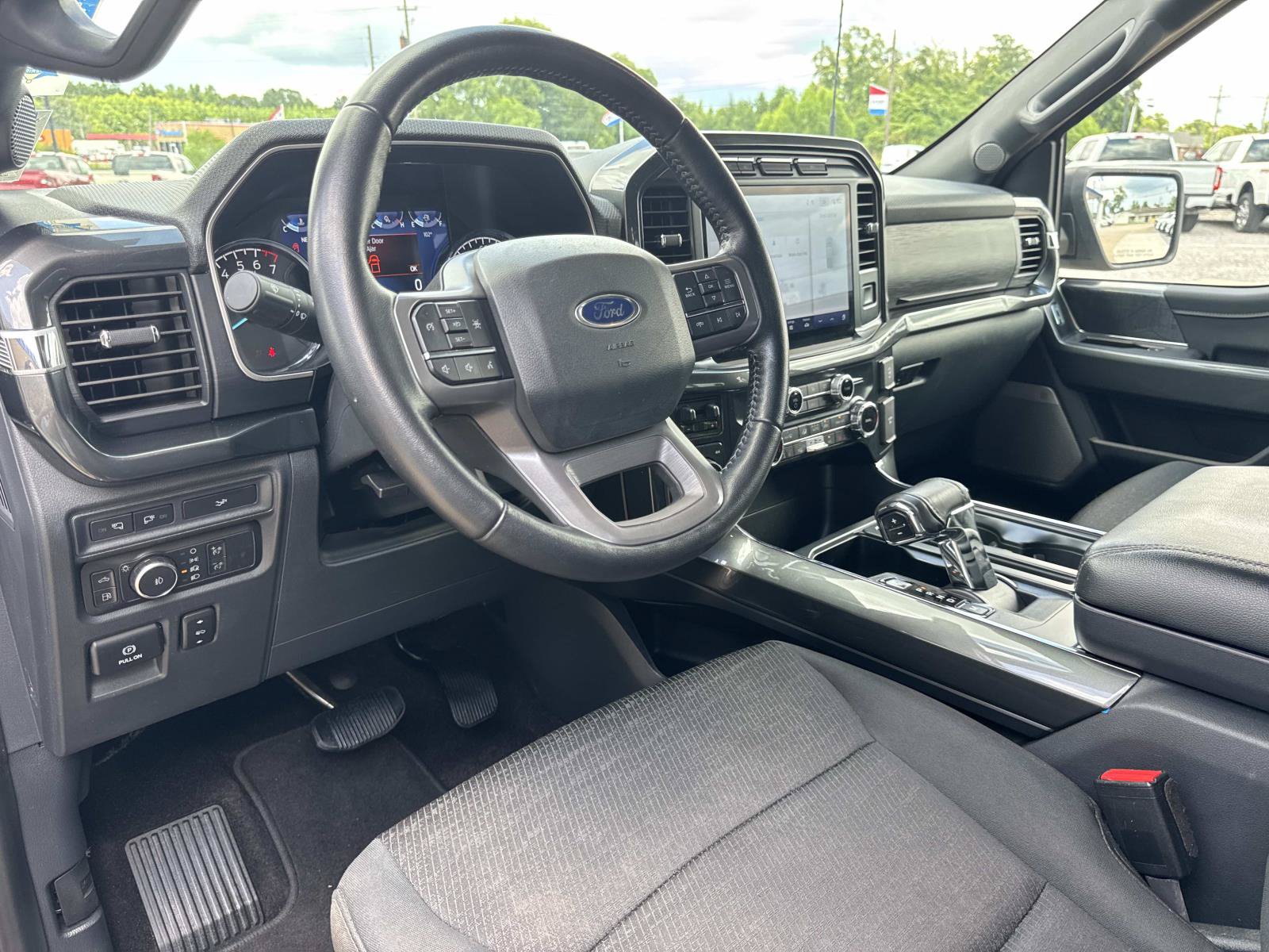 Used 2022 Ford F150 4x4 SuperCrew Hybrid image 17