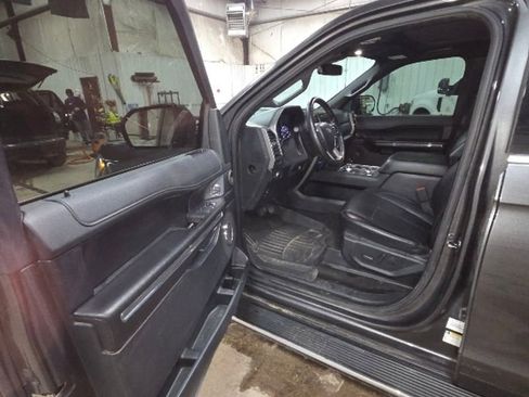 Used 2020 Ford Expedition Max XLT w/ Equipment Group 202A image 24