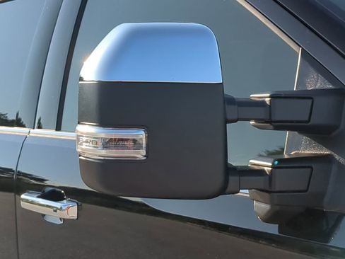 New 2026 Ford F250 Lariat w/ Chrome Package image 10