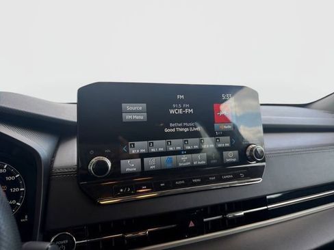 Used 2024 Mitsubishi Outlander 4WD Plug-In Hybrid image 19