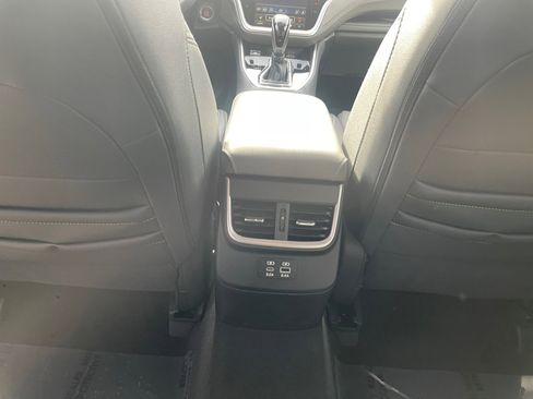 Used 2025 Subaru Outback Onyx Edition image 23