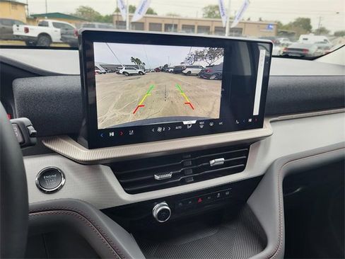 New 2026 Ford Explorer Active w/ Active Comfort Package image 5