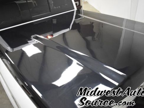 Used 2018 RAM 1500 SLT image 28