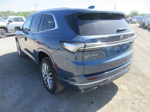 New 2026 Buick Enclave Avenir w/ Super Cruise Package AWD/4WD image 6