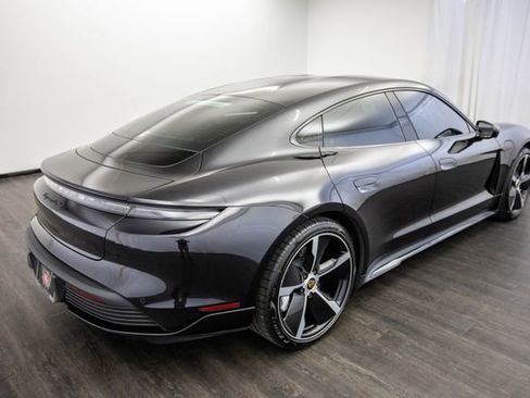 Used 2024 Porsche Taycan Turbo image 10