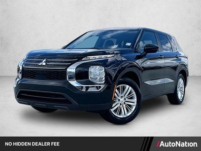 Used 2024 Mitsubishi Outlander ES