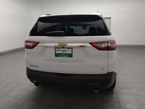 Used 2021 Chevrolet Traverse LT FWD image 7