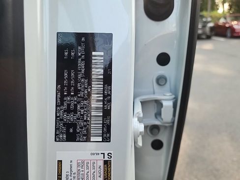 Certified 2025 Lexus RX 450h AWD w/ Convenience Package image 30