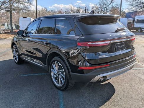 Used 2024 Lincoln Corsair FWD w/ Equipment Group 101A image 7