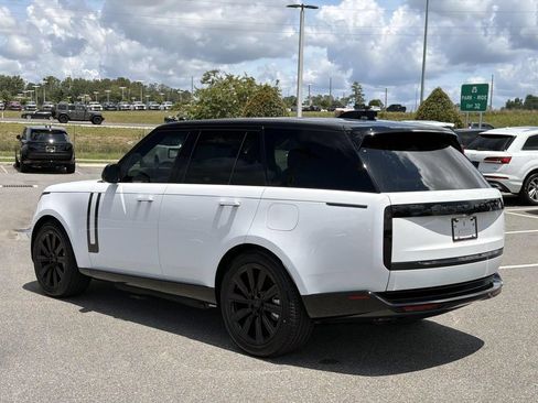 New 2026 Land Rover Range Rover SE AWD/4WD image 3