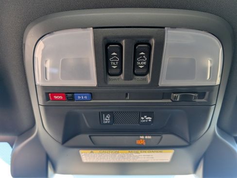 Used 2022 Subaru Impreza 2.0i Sport image 21