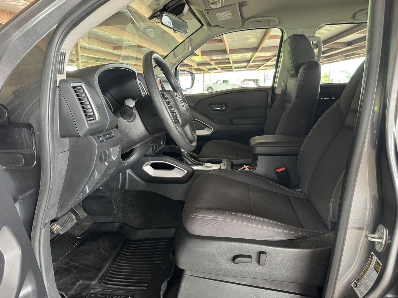 Used 2022 Nissan Frontier SV RWD image 27