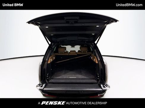 Used 2024 Land Rover Range Rover SE image 14