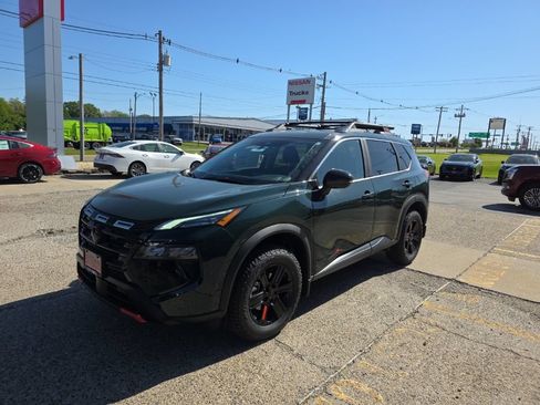 New 2026 Nissan Rogue SV AWD/4WD image 9