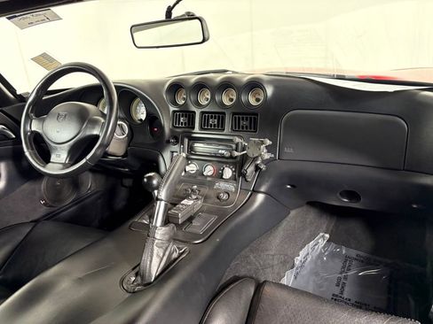 Used 1999 Dodge Viper RT/10 image 32